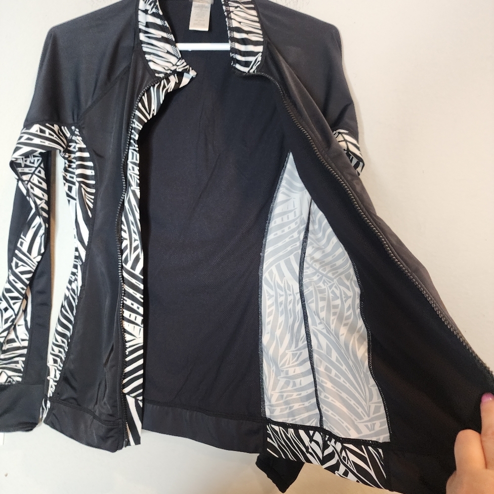 Tommy Bahama Black and White Zebra Coverup - Picture 8 of 16